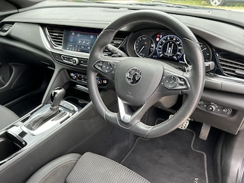 Used Vauxhall Insignia 2018 for sale - 76634326: Photo