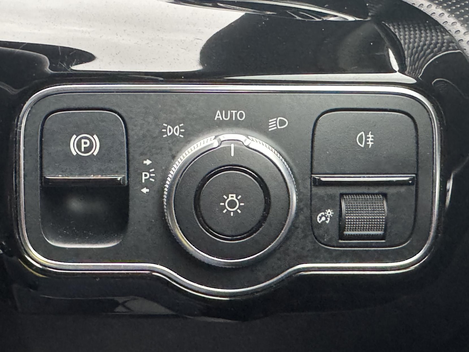 Used Mercedes-Benz A-Class 2018 for sale - 76634344: Photo 30