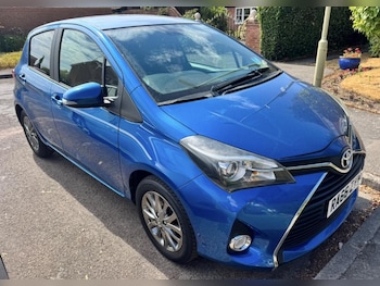 Used Toyota Yaris 2017 for sale - 79479382: Photo