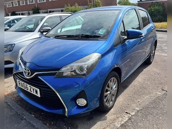 Used Toyota Yaris 2017 for sale - 79479382: Photo