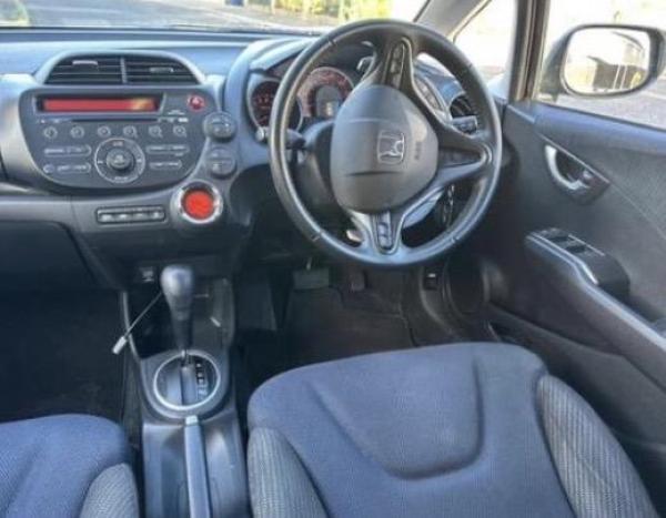 Used Honda Jazz 2014 for sale - 77423810: Photo 3