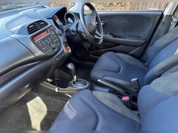 Used Honda Jazz 2014 for sale - 77423810: Photo