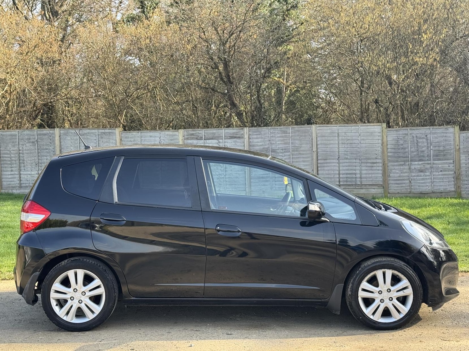 Used Honda Jazz 2014 for sale - 77423810: Photo 8