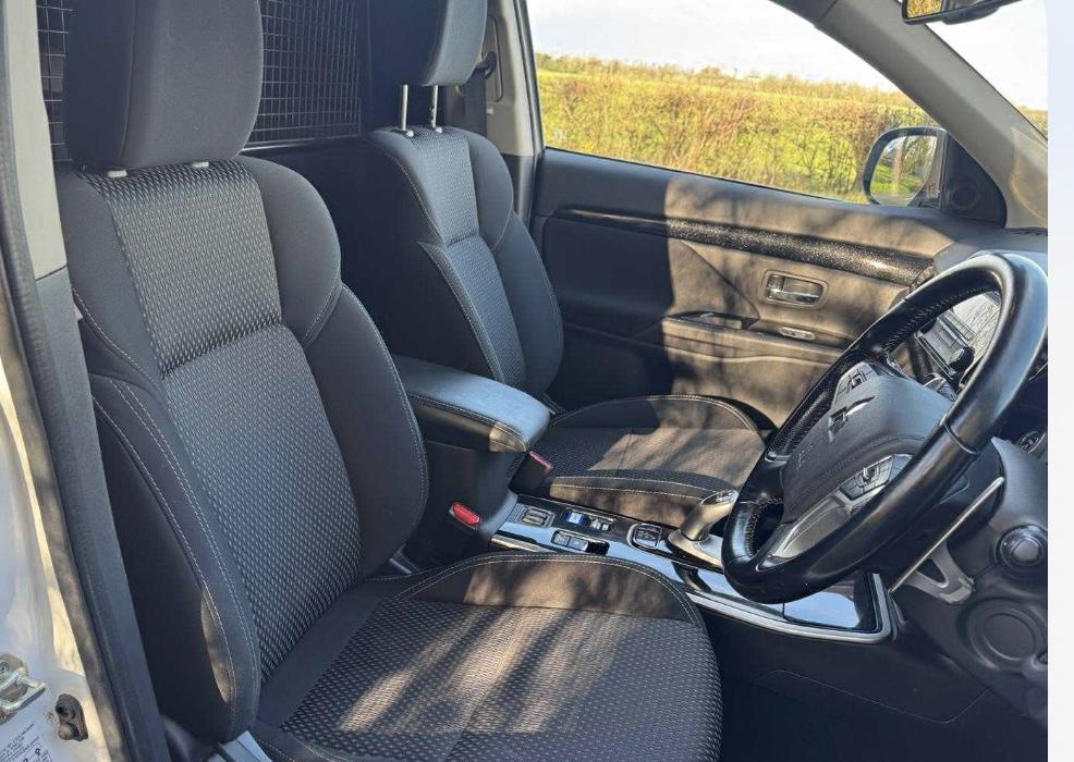 Used Mitsubishi Outlander 2020 for sale - 76666314: Photo 11