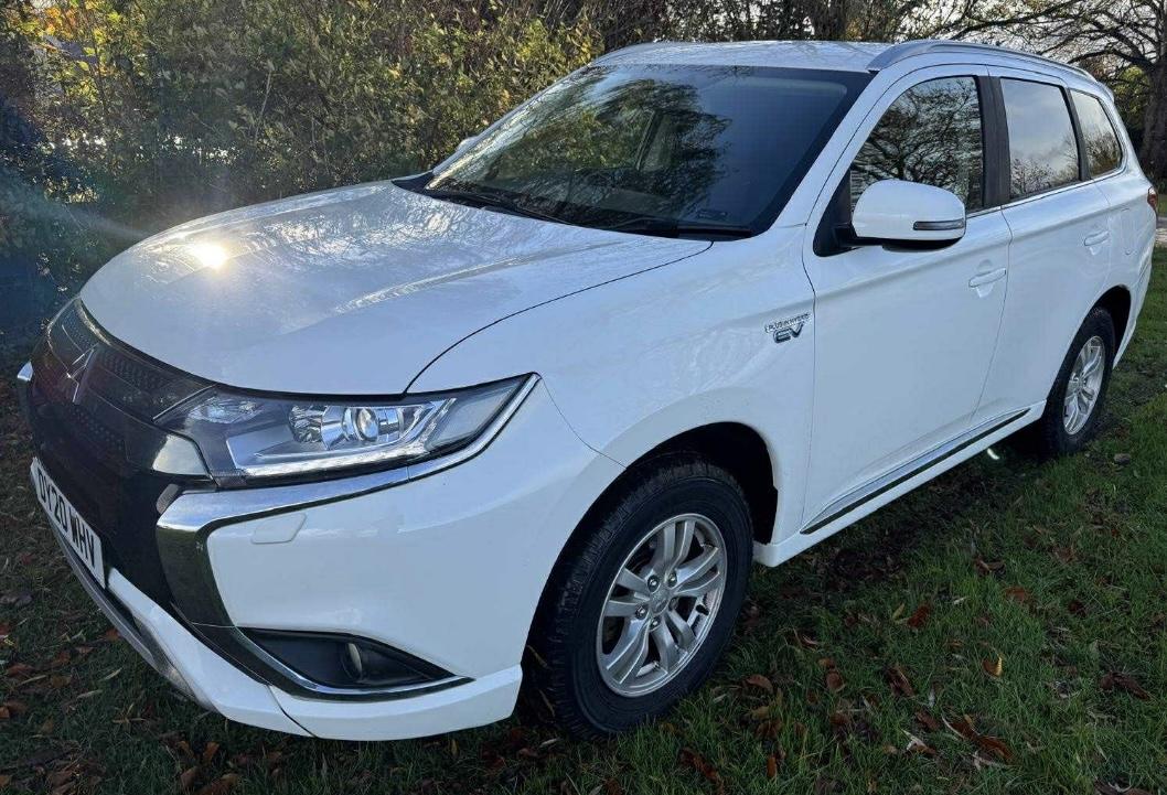 Used Mitsubishi Outlander 2020 for sale - 76666314: Photo 2