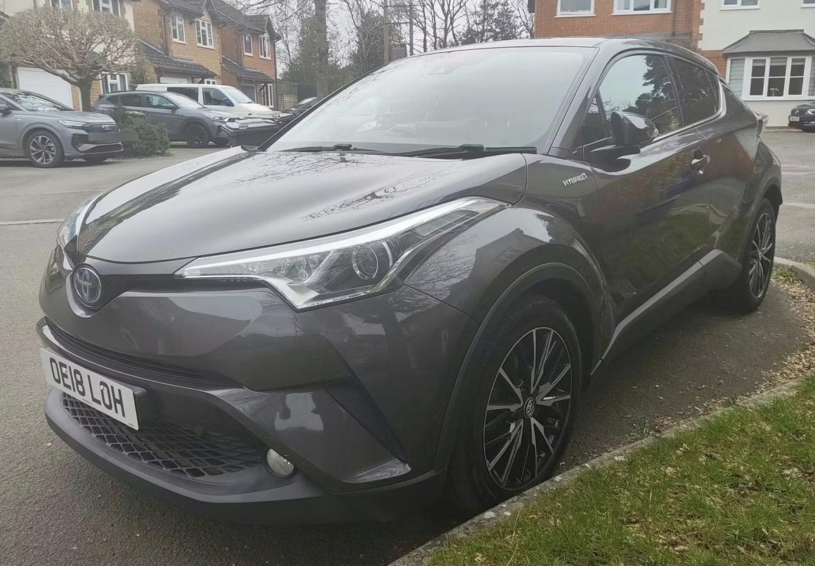 Used Toyota C-HR 2018 for sale - 78032117: Photo 2