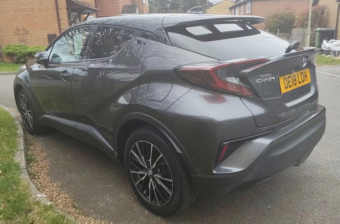 Used Toyota C-HR 2018 for sale - 78032117: Photo 4