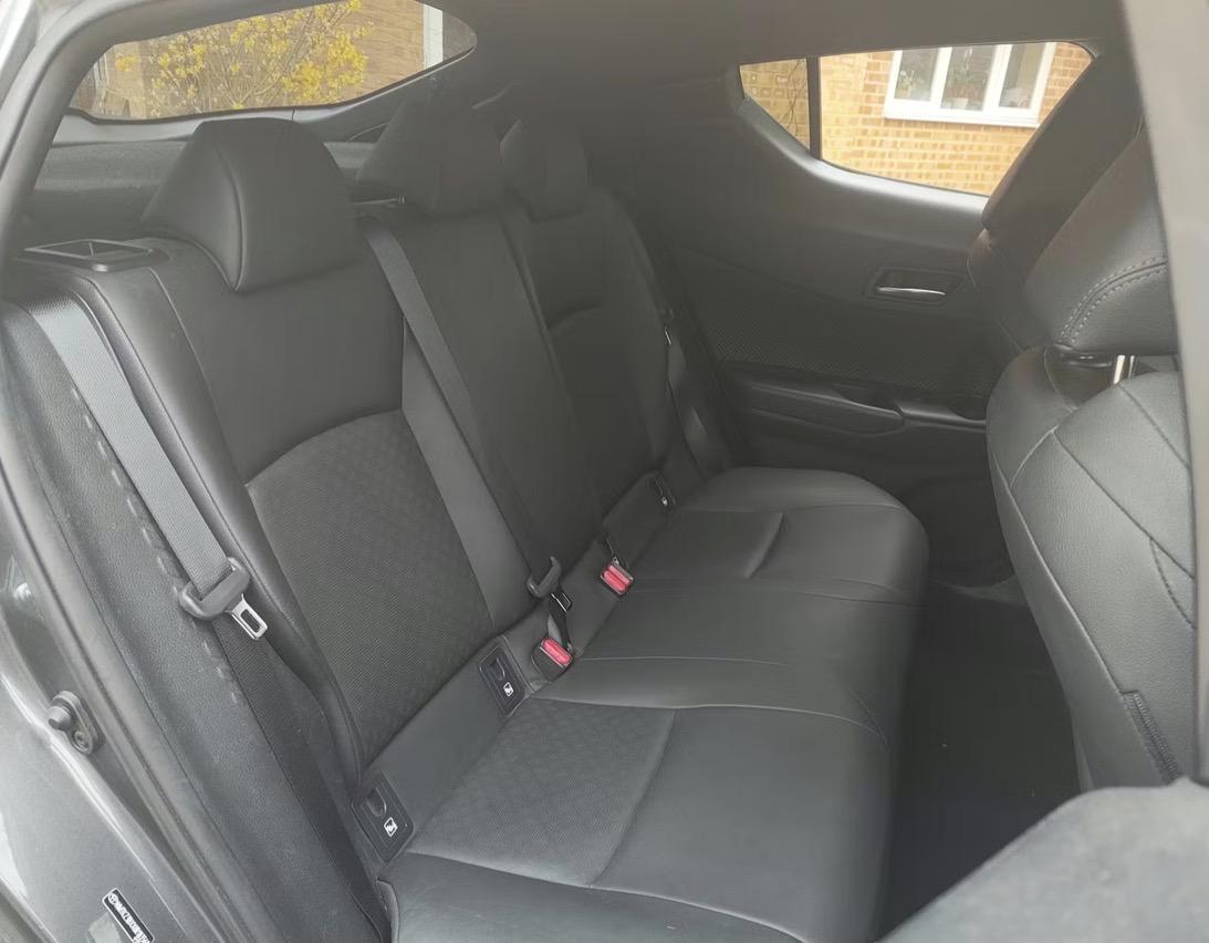 Used Toyota C-HR 2018 for sale - 78032117: Photo 8