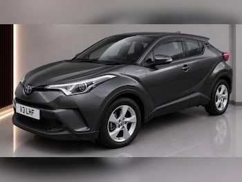 Used Toyota C-HR 2017 for sale - 79267365: Photo