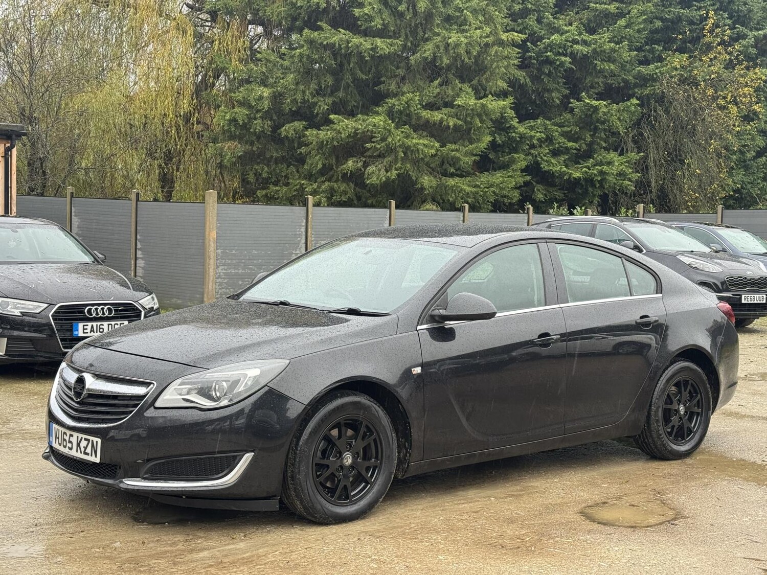 Used Vauxhall Insignia 2015 for sale - 76799656: Photo 2