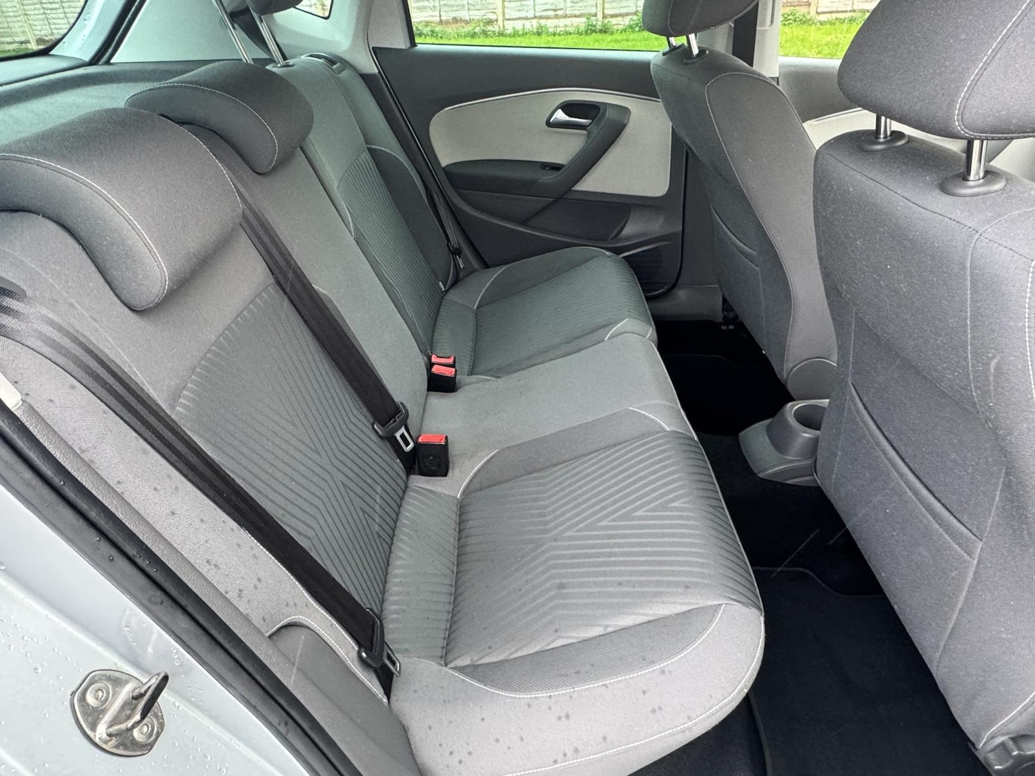 Used Volkswagen Polo 2015 for sale - 76634332: Photo 14