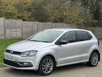 Used Volkswagen Polo 2015 for sale - 76634332: Photo