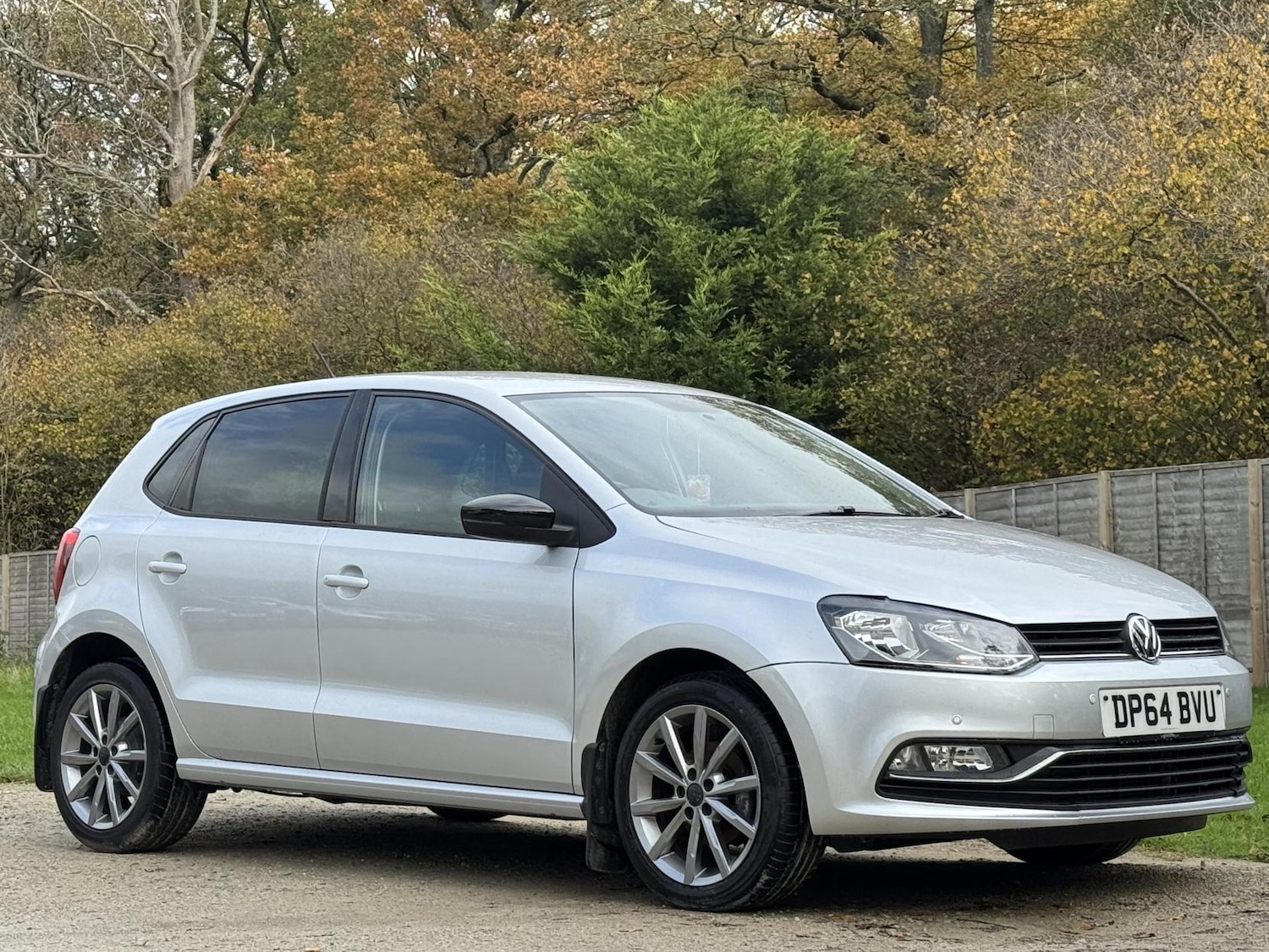 Used Volkswagen Polo 2015 for sale - 76634332: Photo 7