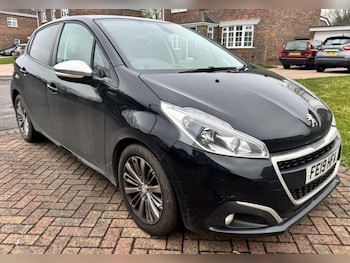 Used Peugeot 208 2019 for sale - 77997182: Photo