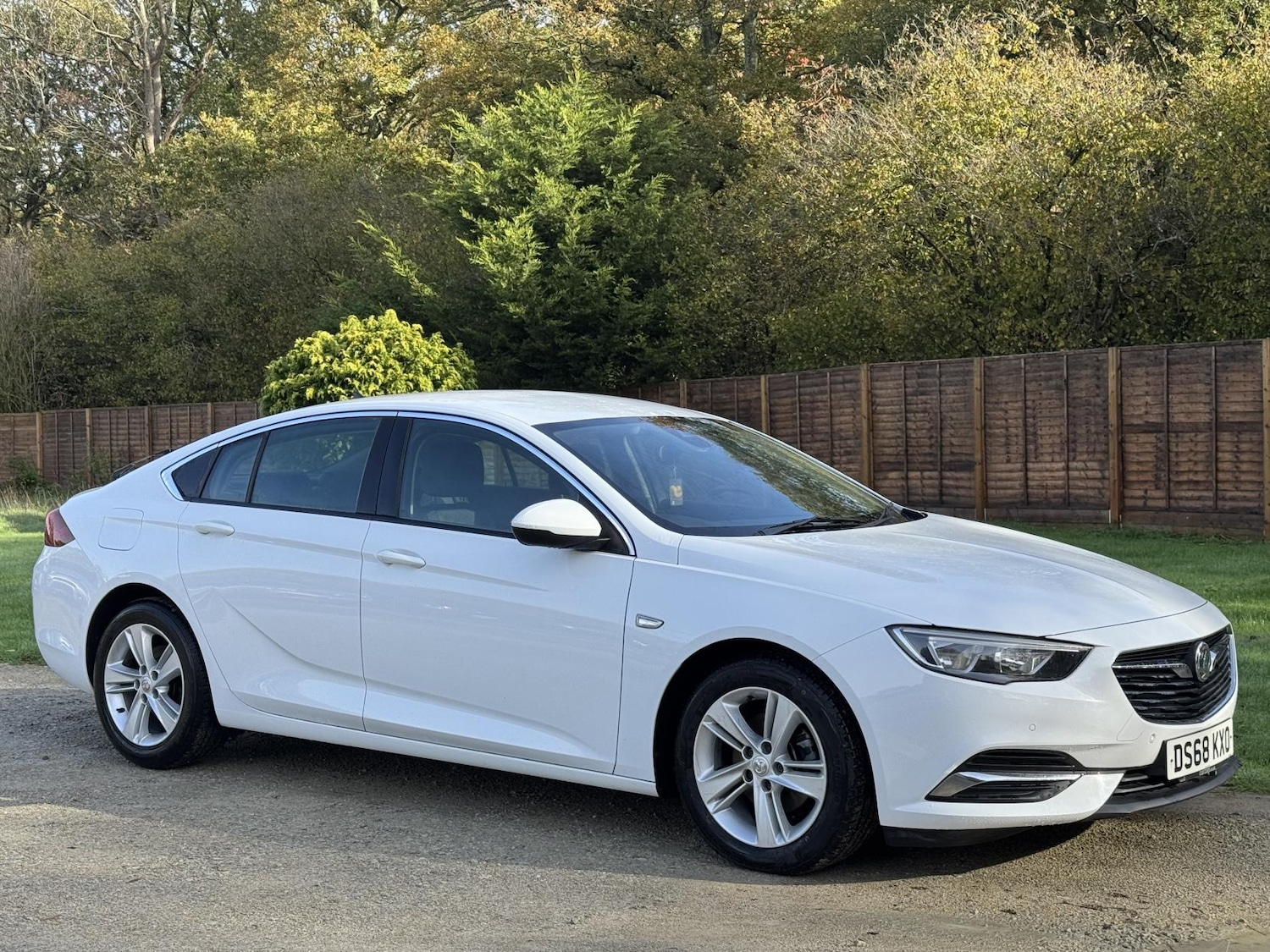 Used Vauxhall Insignia 2018 for sale - 76634343: Photo 10