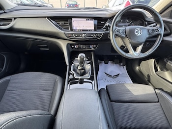 Used Vauxhall Insignia 2018 for sale - 76634343: Photo