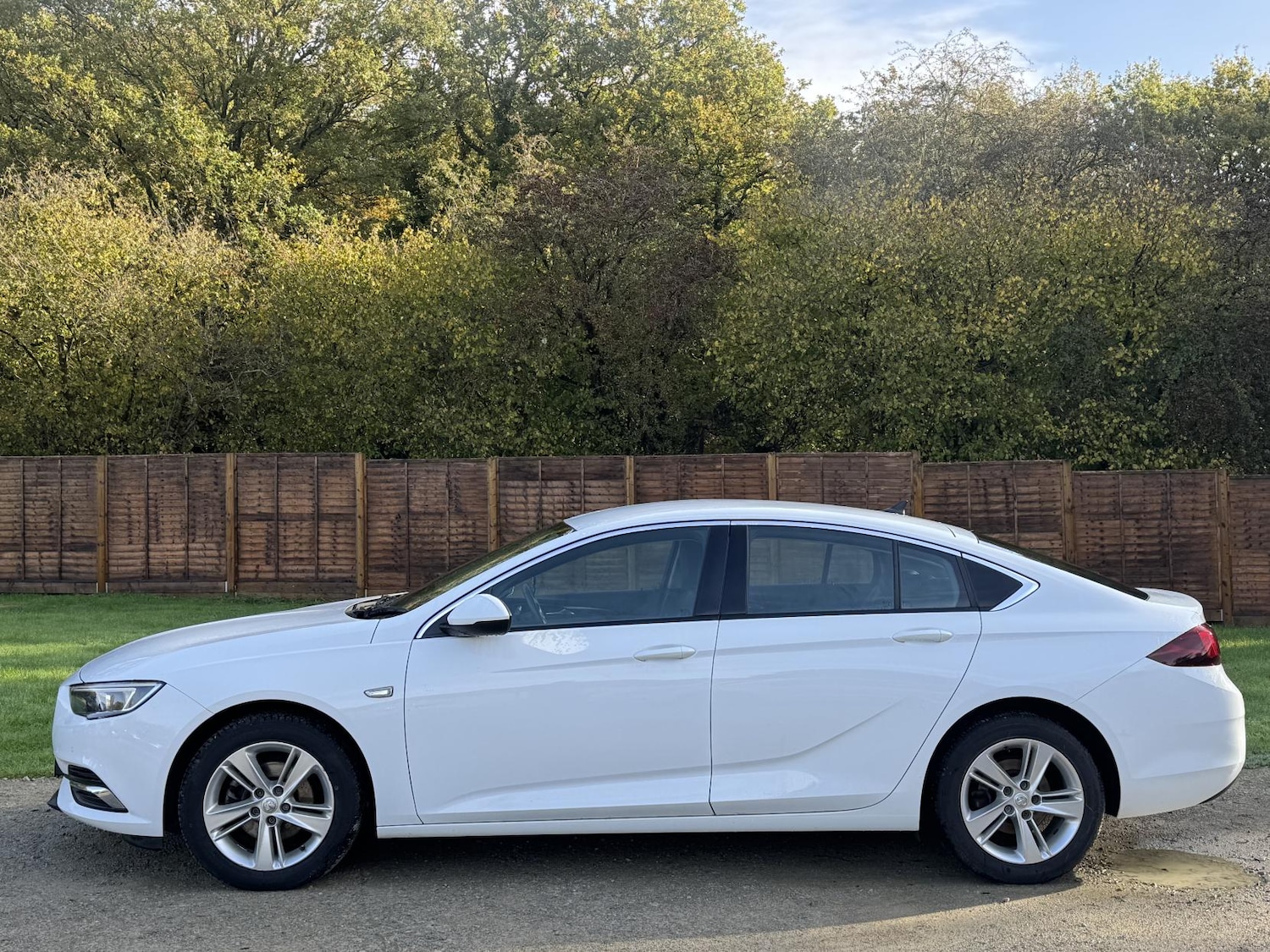 Used Vauxhall Insignia 2018 for sale - 76634343: Photo 7