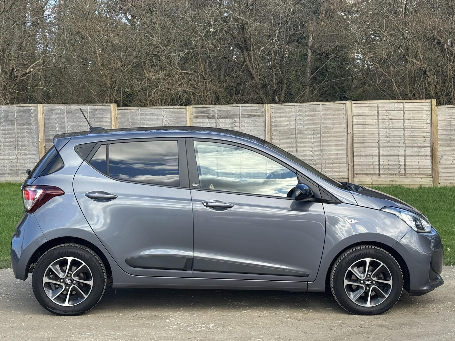 Used Hyundai i10 2019 for sale - 77822695: Photo 4