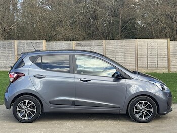 Used Hyundai i10 2019 for sale - 77822695: Photo