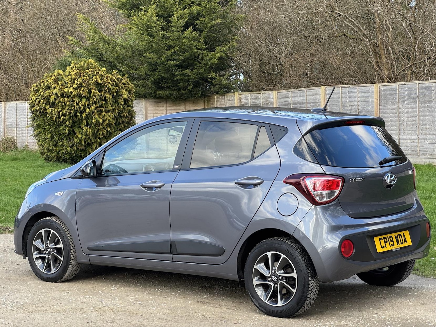 Used Hyundai i10 2019 for sale - 77822695: Photo 9
