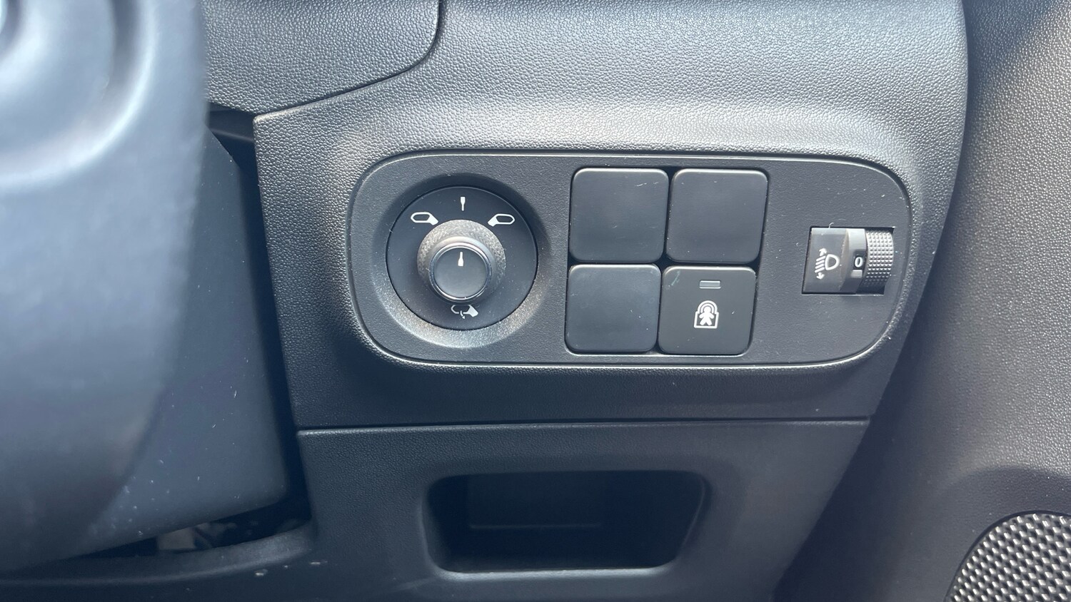 Vehicle 33