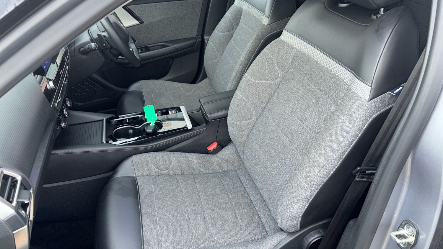 Used Citroen C5 X 2023 for sale - 76803268: Photo 42