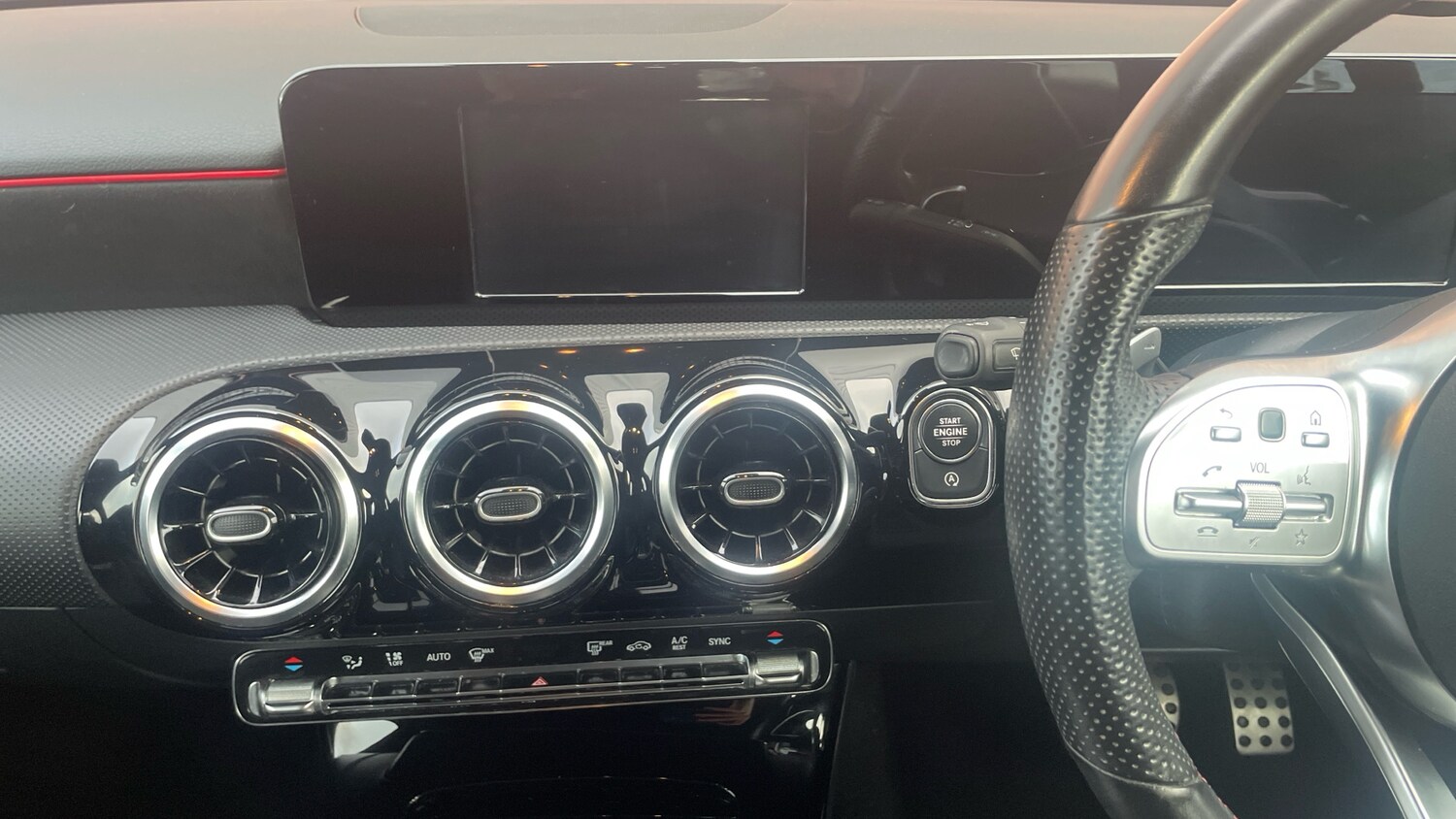 Used Mercedes-Benz A-Class 2019 for sale - 76458413: Photo 10