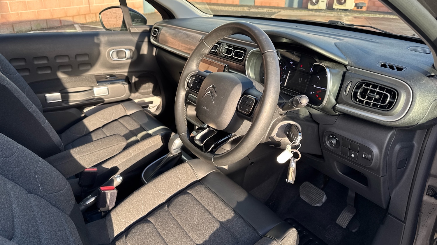 Used Citroen C3 2023 for sale - 76647084: Photo 11