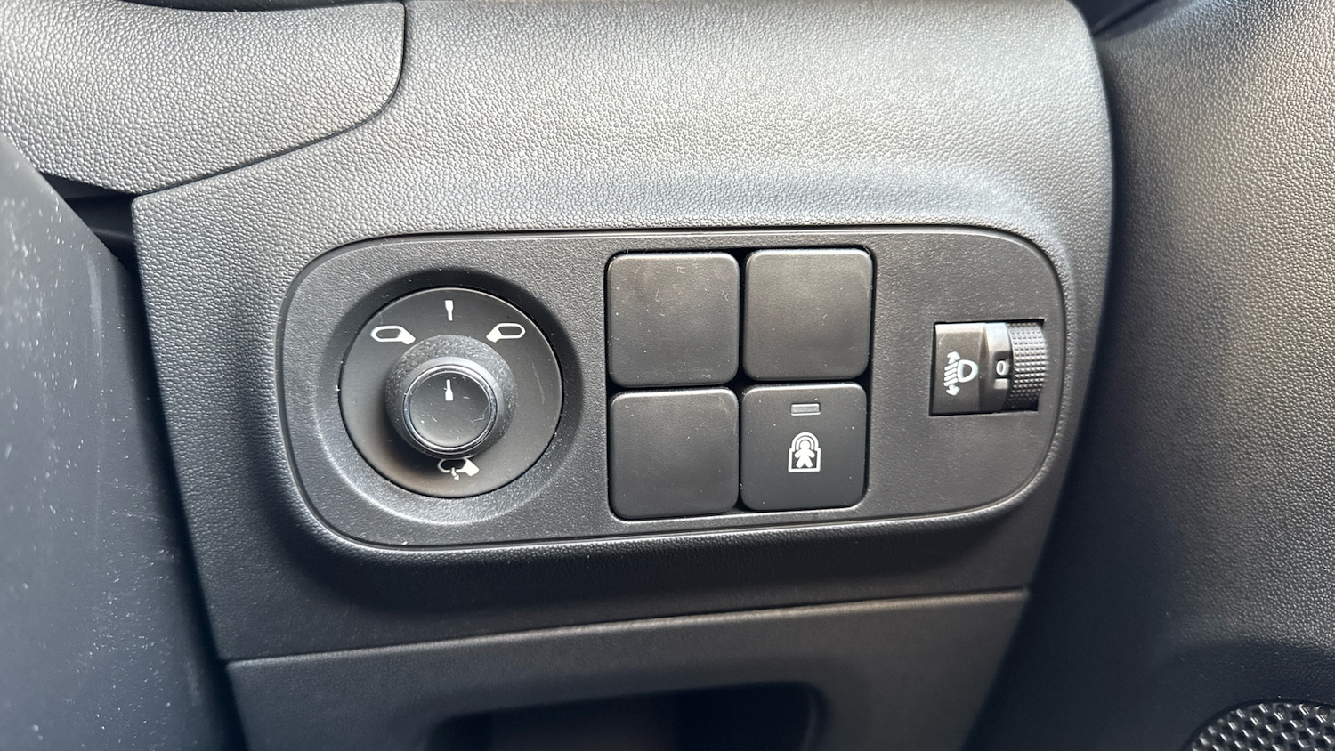 Used Citroen C3 2023 for sale - 76647084: Photo 34