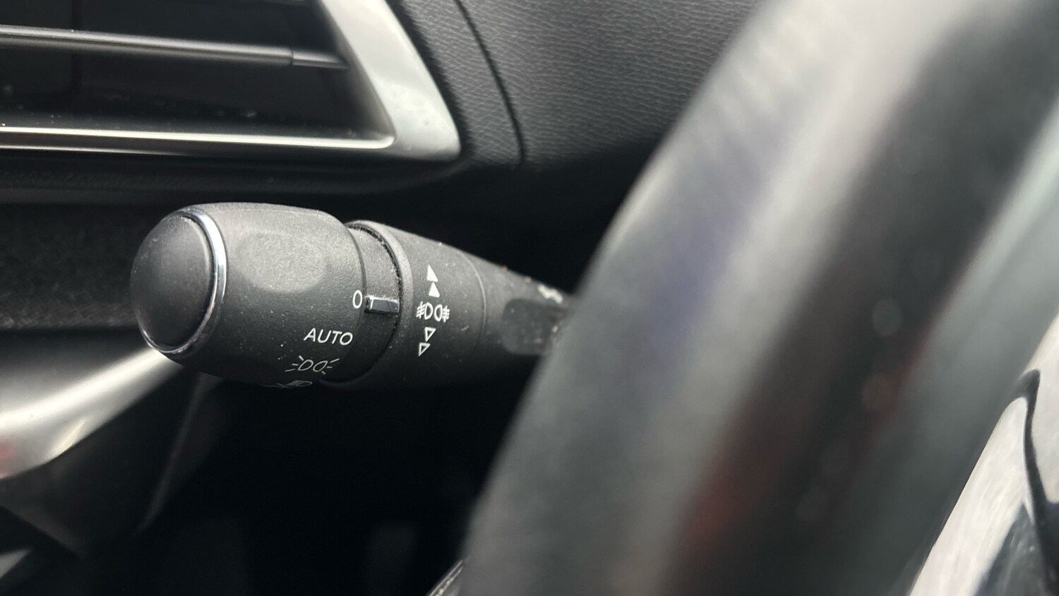 Used Peugeot 5008 2018 for sale - 77539129: Photo 27