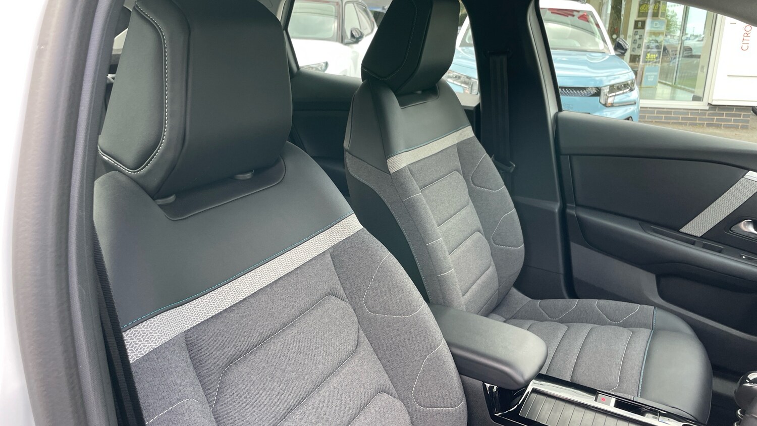 Used Citroen C4 2024 for sale - 75966344: Photo 39