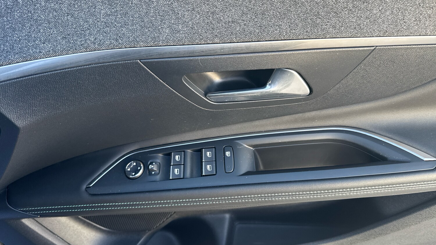 Used Peugeot 3008 2024 for sale - 76154034: Photo 23