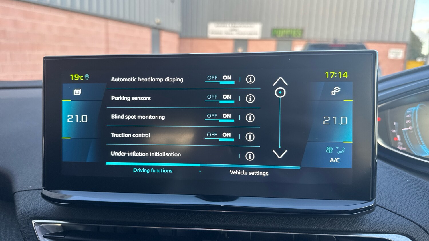 Used Peugeot 3008 2024 for sale - 76154034: Photo 31