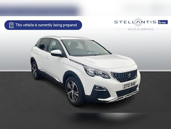 2025 - 1.2 Hybrid 145 Allure 5dr e-DSC6