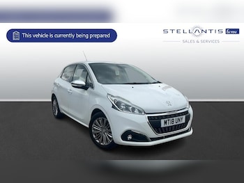 Peugeot - 208