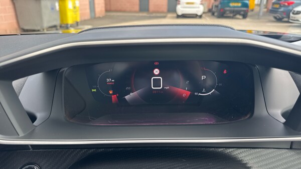 Used Peugeot 2008 2022 for sale - 75992311: Photo 13