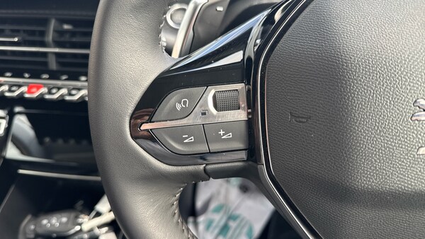 Used Peugeot 2008 2022 for sale - 75992311: Photo 23