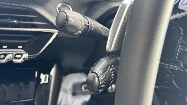 Used Peugeot 2008 2022 for sale - 75992311: Photo 27
