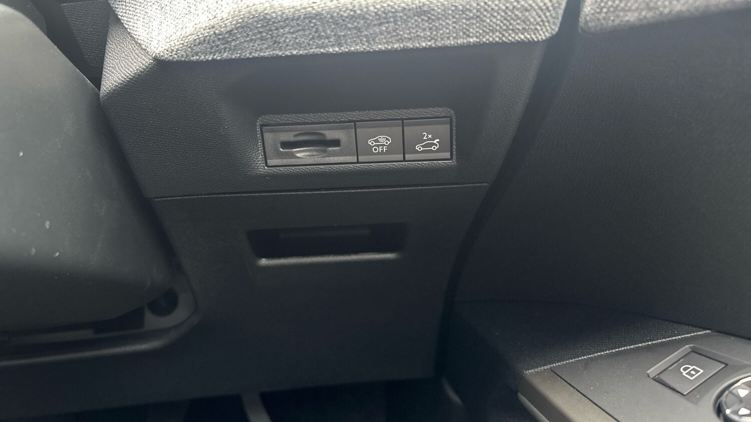 Used Peugeot 5008 2025 for sale - 76248410: Photo 33