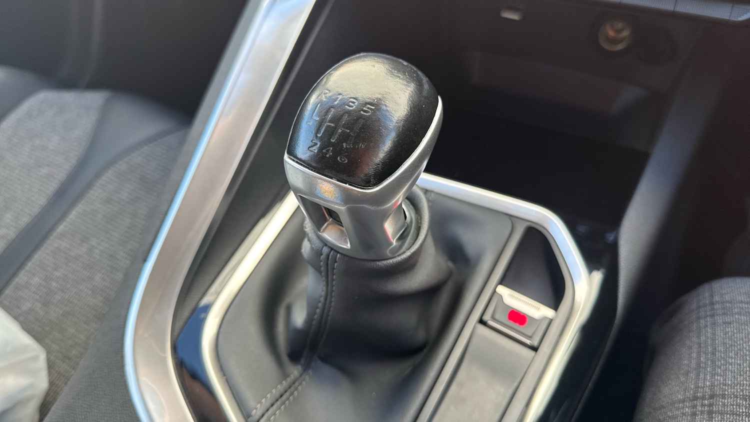 Used Peugeot 3008 2019 for sale - 77060530: Photo 21