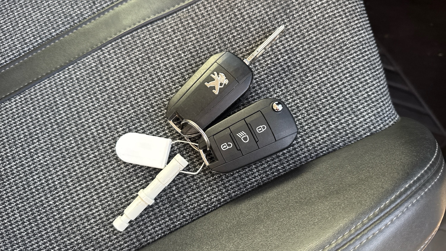 Used Peugeot 3008 2019 for sale - 77060530: Photo 50