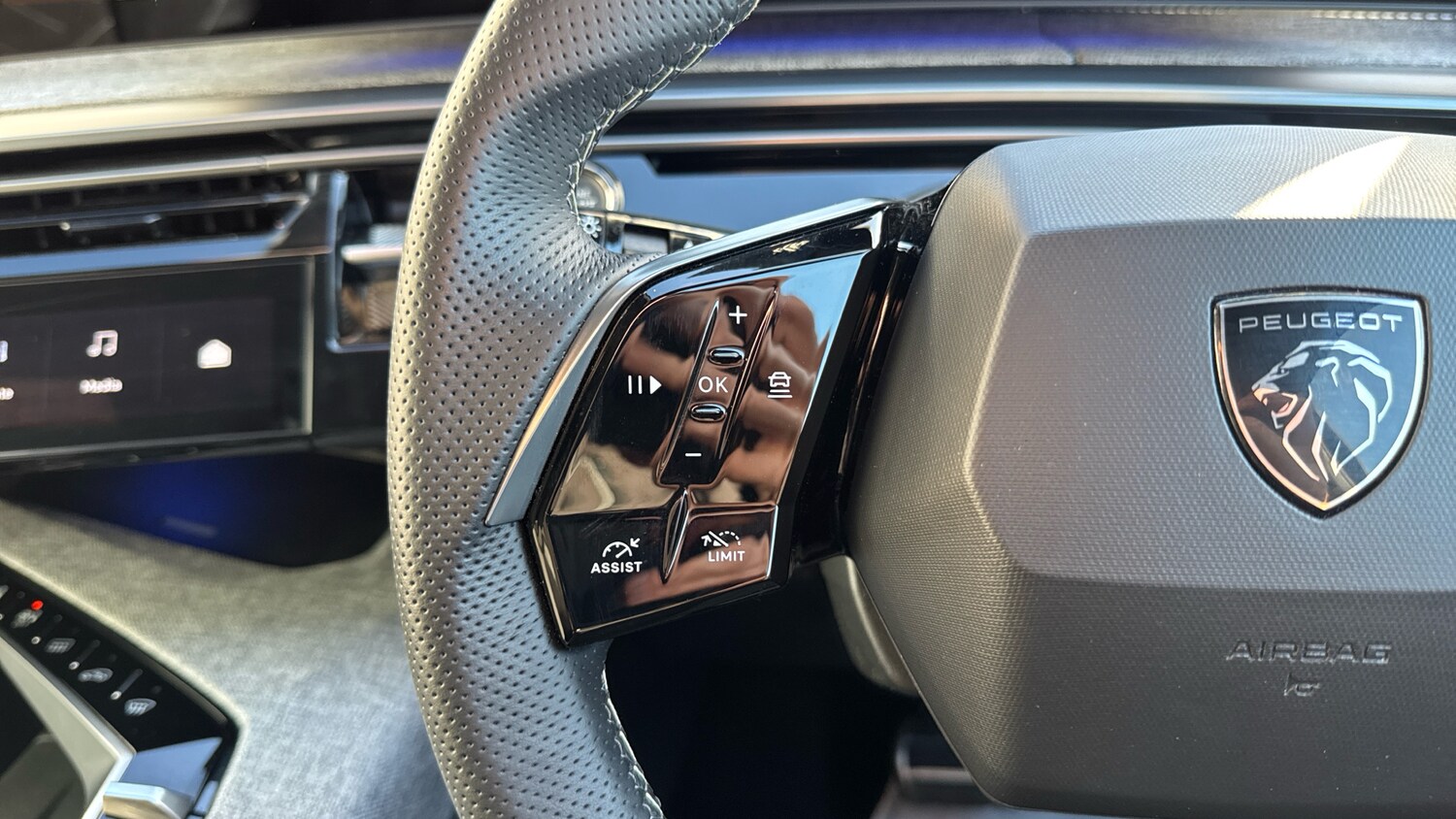 Used Peugeot 5008 2024 for sale - 75992285: Photo 23