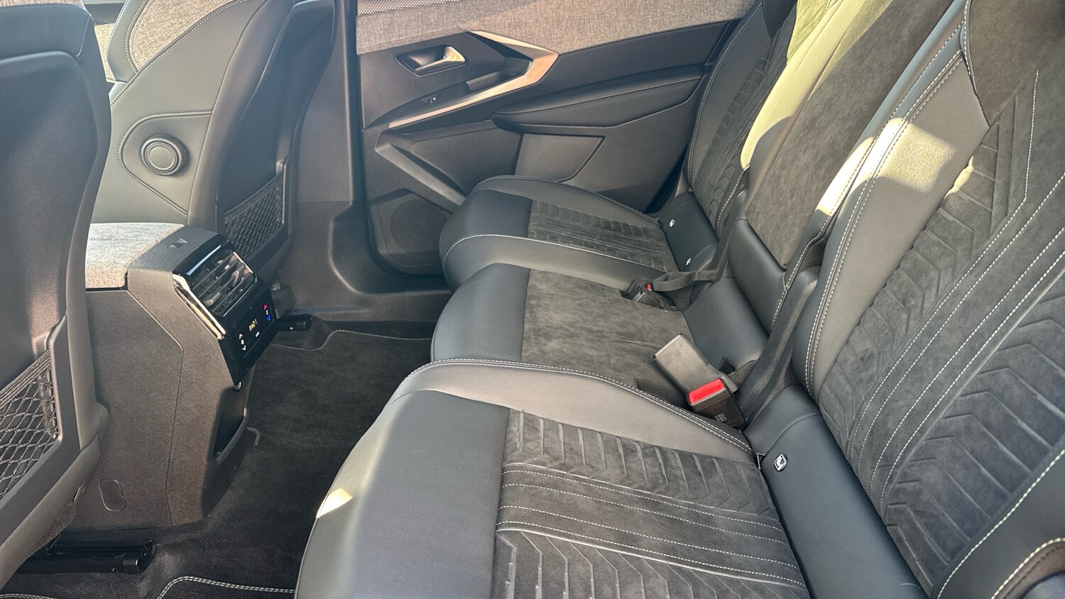 Used Peugeot 5008 2024 for sale - 75992285: Photo 33