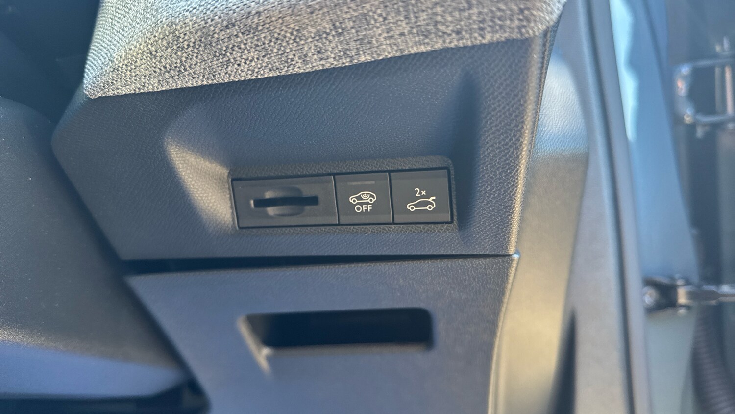 Used Peugeot 5008 2024 for sale - 75992285: Photo 34