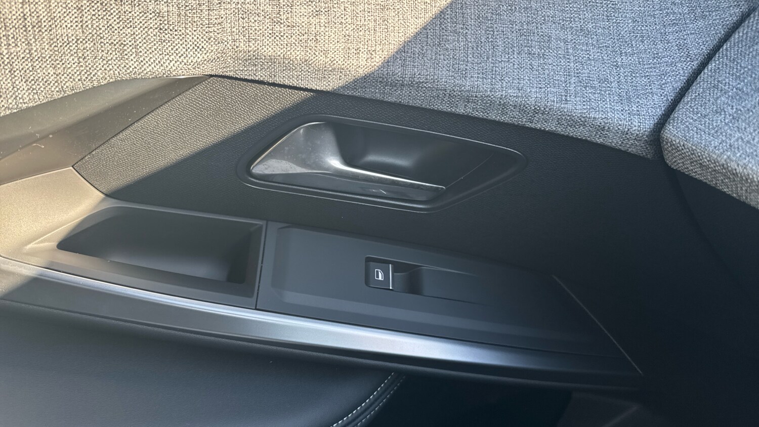 Used Peugeot 5008 2024 for sale - 75992285: Photo 41