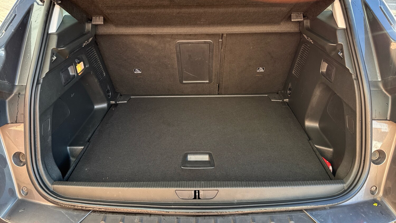 Used Vauxhall Grandland X 2018 for sale - 76730010: Photo 20