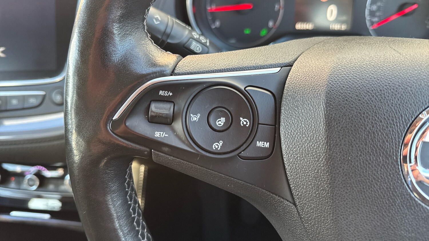 Used Vauxhall Grandland X 2018 for sale - 76730010: Photo 24