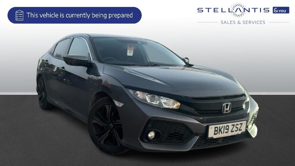 Used Honda Civic 2019 for sale - 76419712: Photo 1