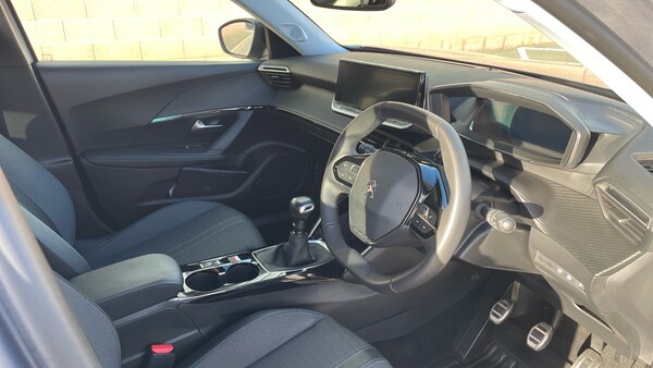 Used Peugeot 2008 2022 for sale - 76180053: Photo 11