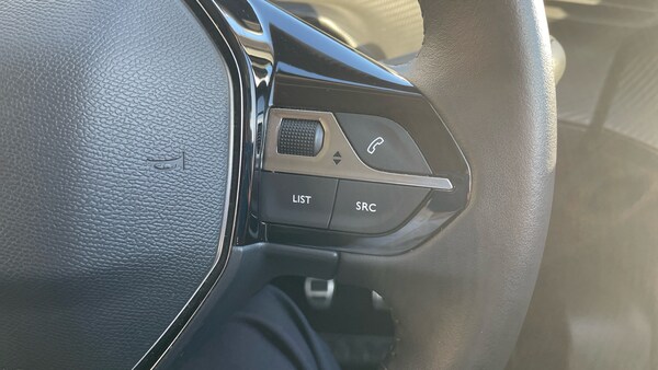 Used Peugeot 2008 2022 for sale - 76180053: Photo 24